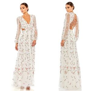 NWT Mac Duggal 70159 Long Sleeve Embellished Cut Out Gown Size 8 Ivory Multi